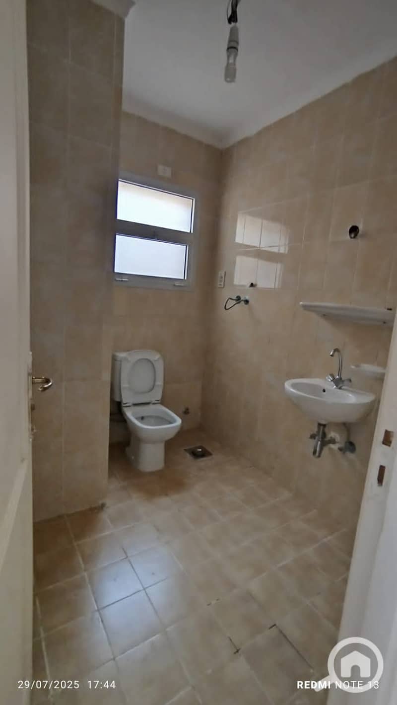 10 WhatsApp Image 2025-10-25 at 5.46. 22 PM (1). jpeg