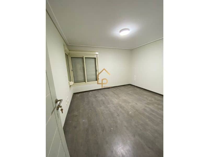 4 WhatsApp Image 2025-10-11 at 3.32. 41 PM. jpg