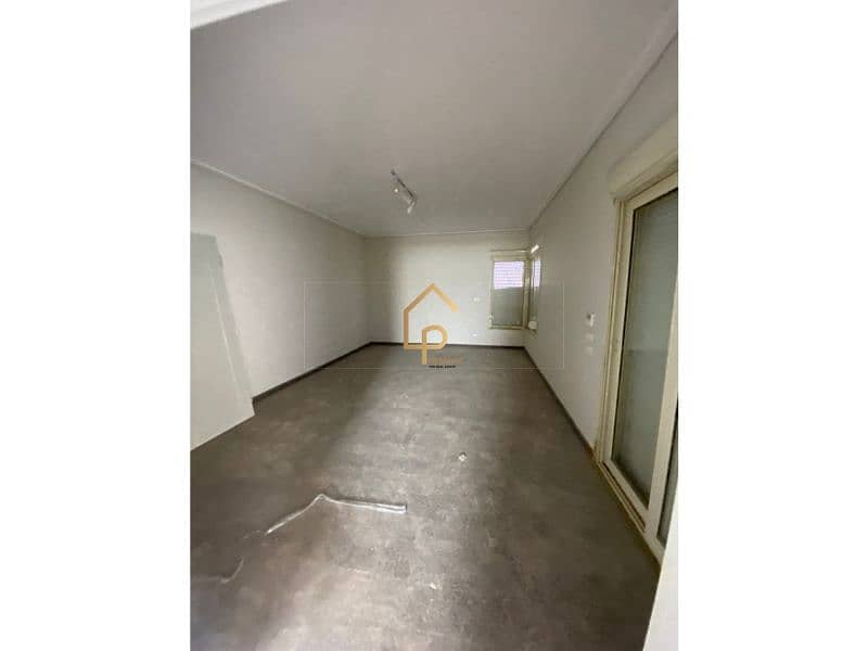 9 WhatsApp Image 2025-10-11 at 3.32. 44 PM. jpg