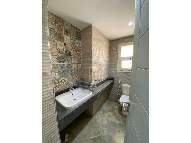 10 WhatsApp Image 2025-10-11 at 3.32. 45 PM (1). jpg