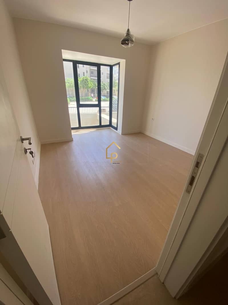 2 WhatsApp Image 2025-09-21 at 1.18. 18 PM (1). jpeg