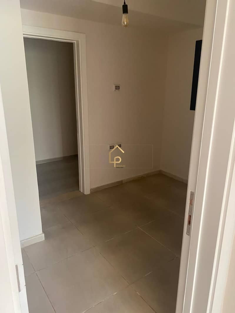 3 WhatsApp Image 2025-09-21 at 1.18. 16 PM (1). jpeg