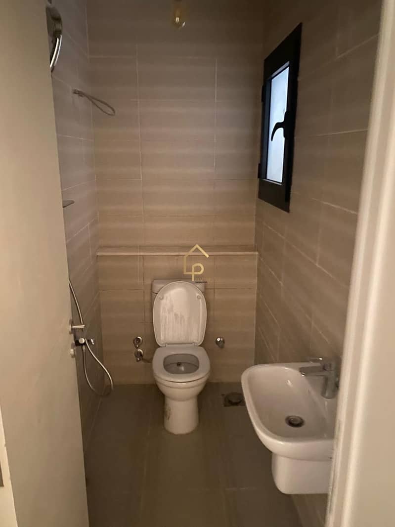 8 WhatsApp Image 2025-09-21 at 1.18. 17 PM. jpeg