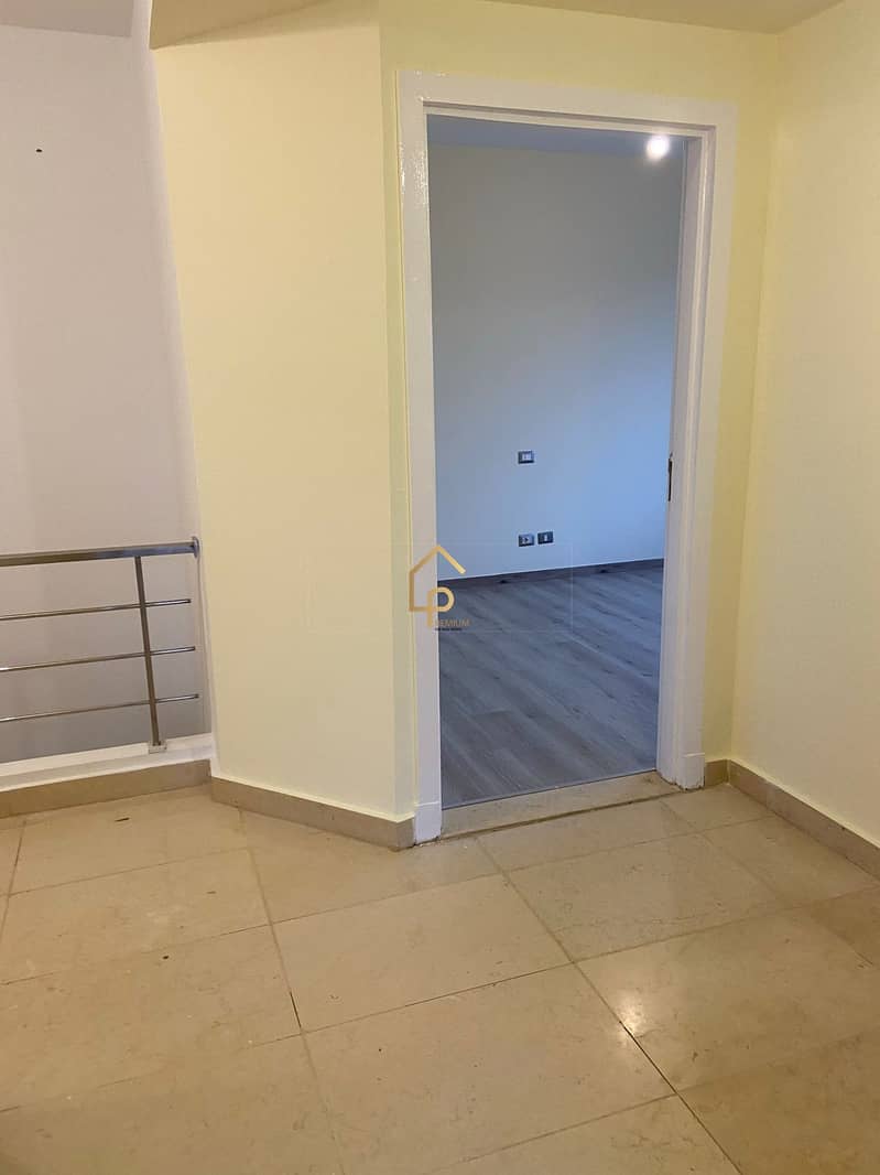 8 WhatsApp Image 2025-10-04 at 4.02. 20 PM. jpeg