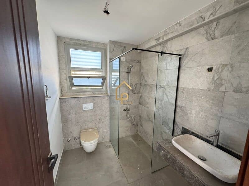 8 WhatsApp Image 2025-10-04 at 4.31. 47 PM. jpg