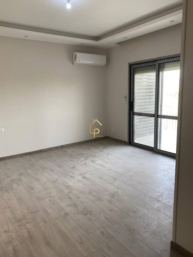 9 558025934_122235101780150432_6235407683097811563_n. jpg