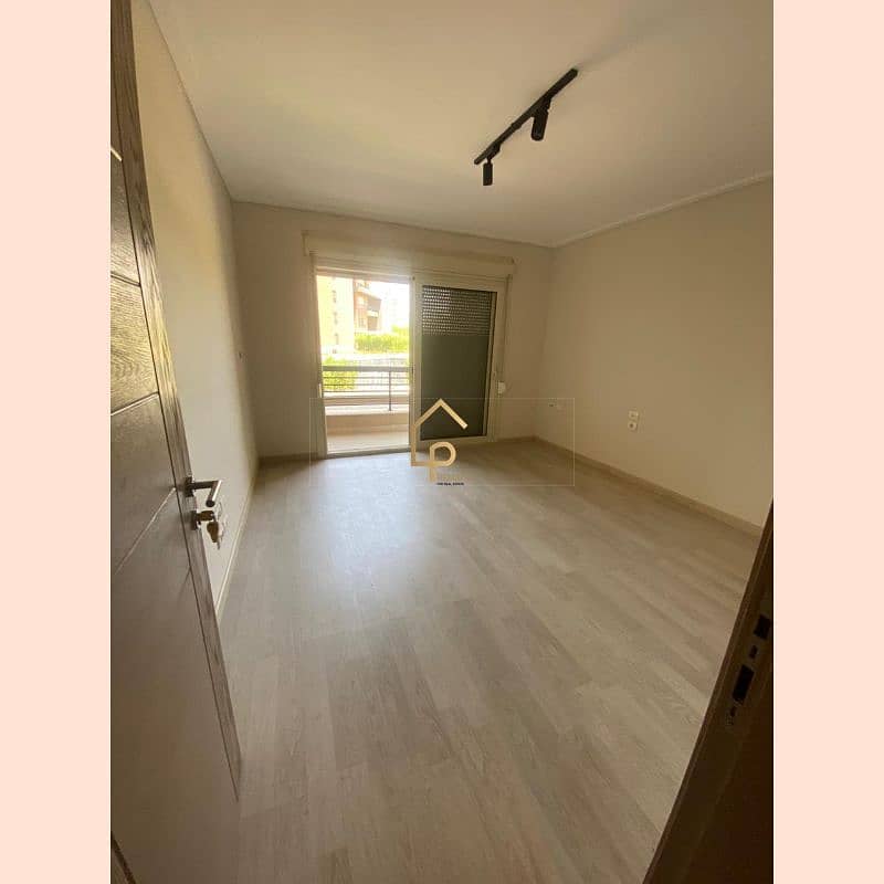 2 WhatsApp Image 2025-09-21 at 1.06. 25 PM (1). jpg