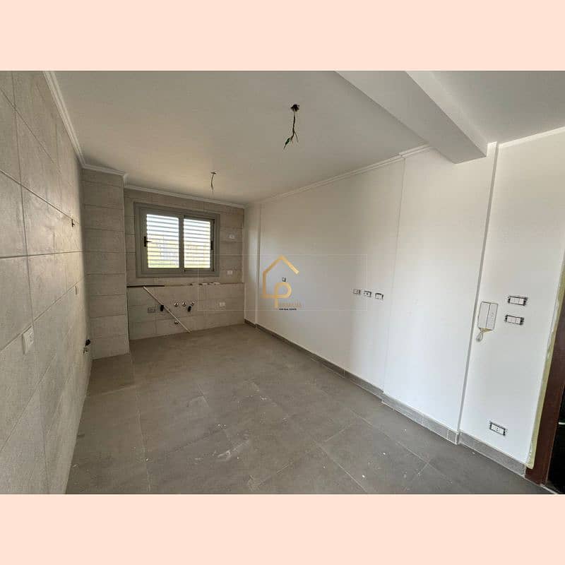 5 WhatsApp Image 2025-10-04 at 4.31. 47 PM (2). jpg