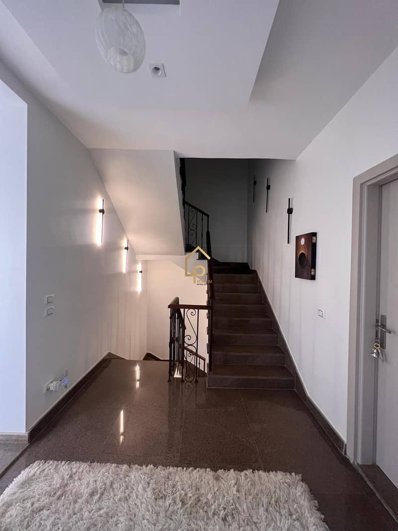 5 WhatsApp Image 2025-10-14 at 1.58. 22 PM (1). jpeg