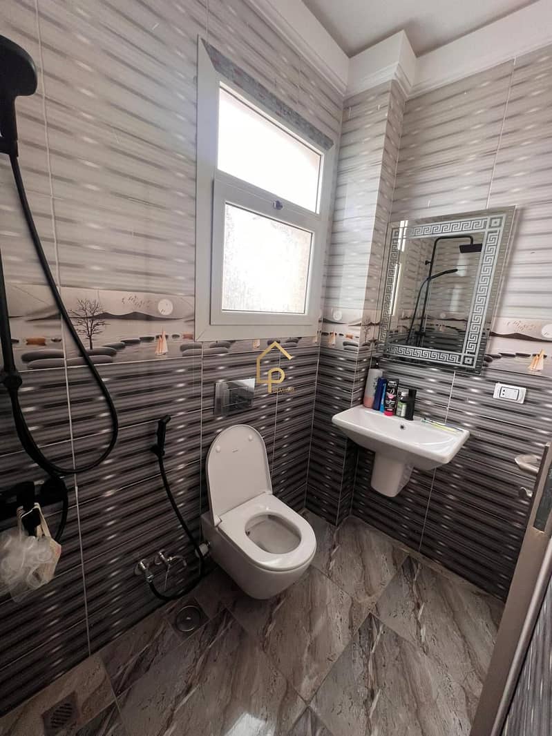 25 WhatsApp Image 2025-10-14 at 1.58. 29 PM. jpeg