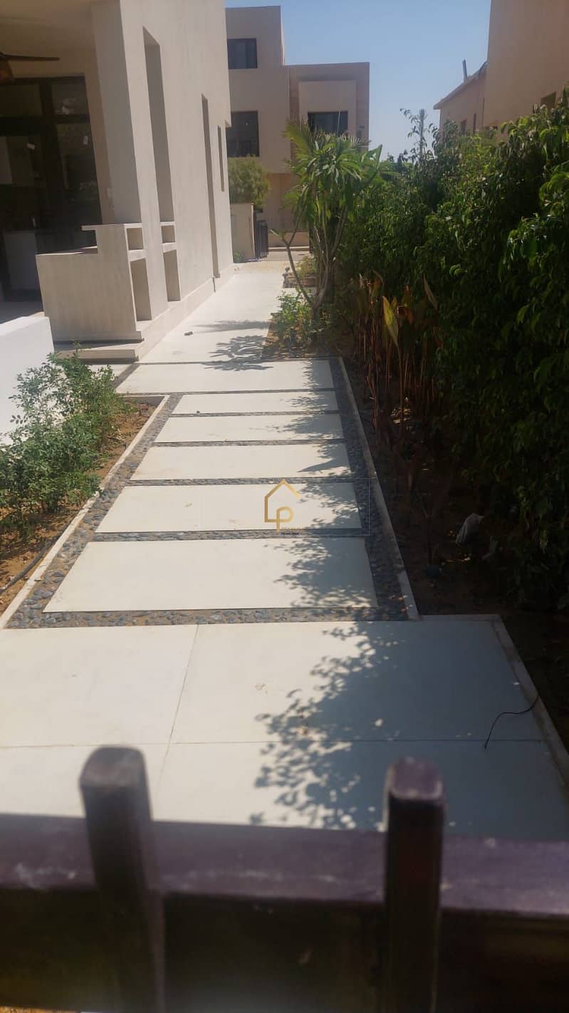 5 WhatsApp Image 2025-10-02 at 4.44. 18 PM. jpeg