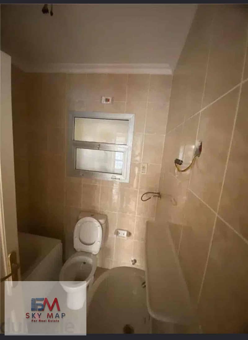 8 77e7d897-99ce-4dd5-9aa1-683d996f8885. jpg