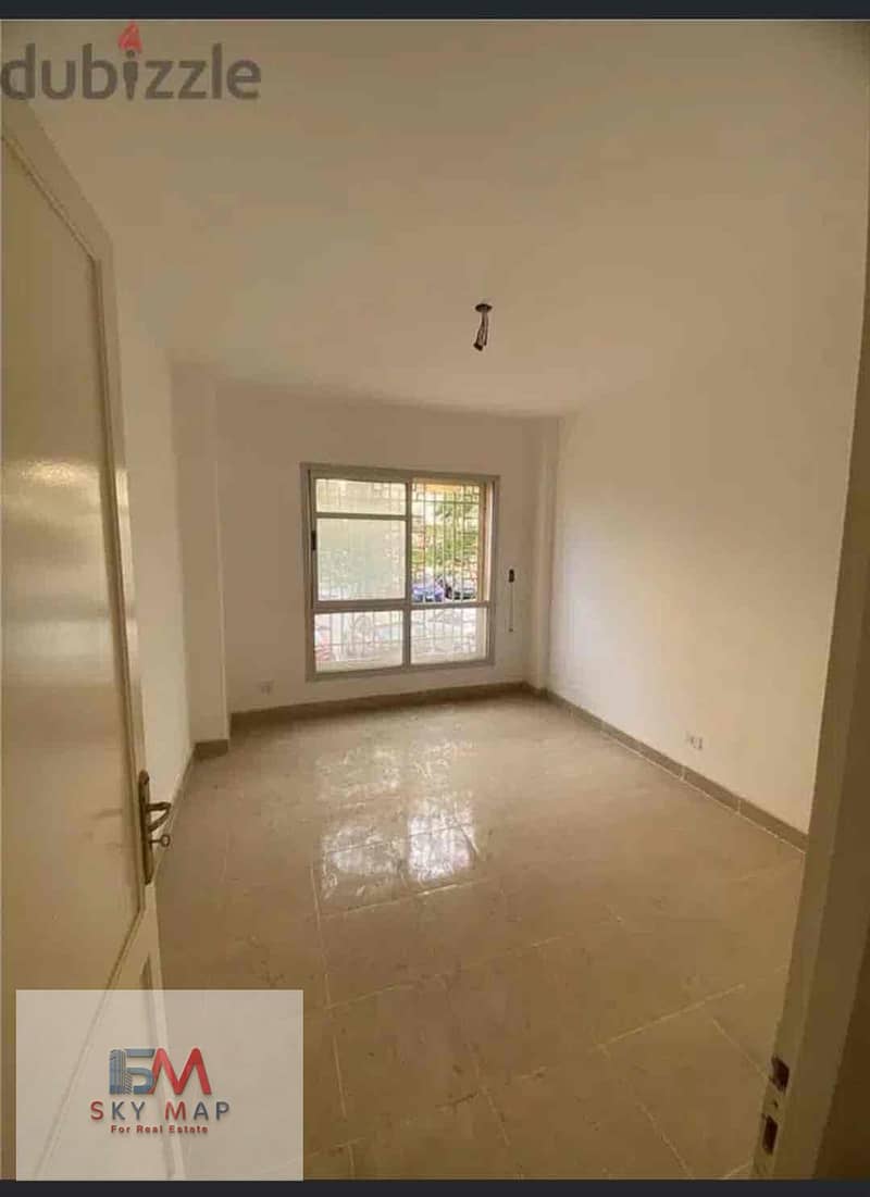 10 62a672be-c459-4bb5-a0a4-e0e64bed836d. jpg