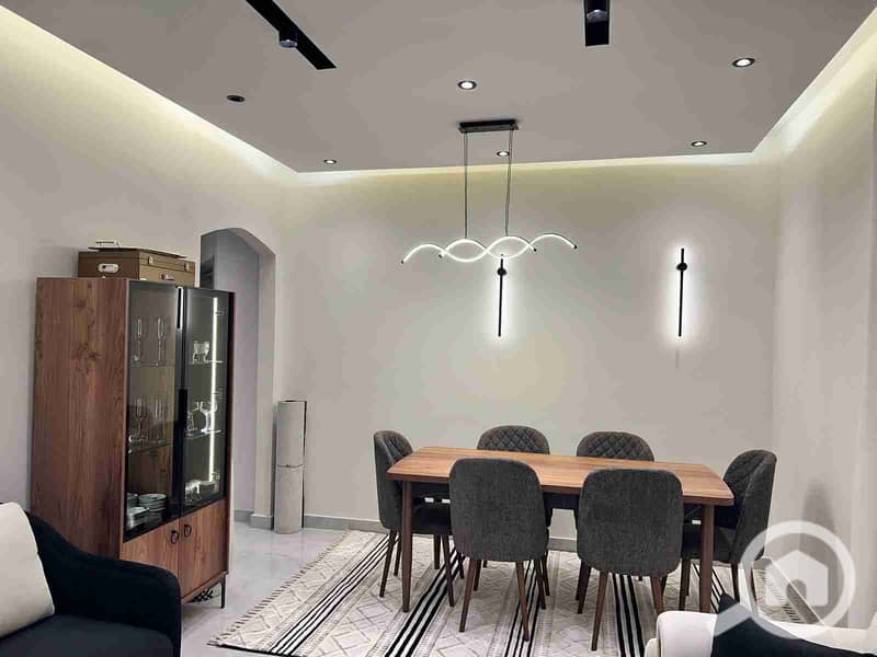 1000493078. jpg 1000493078. jpg