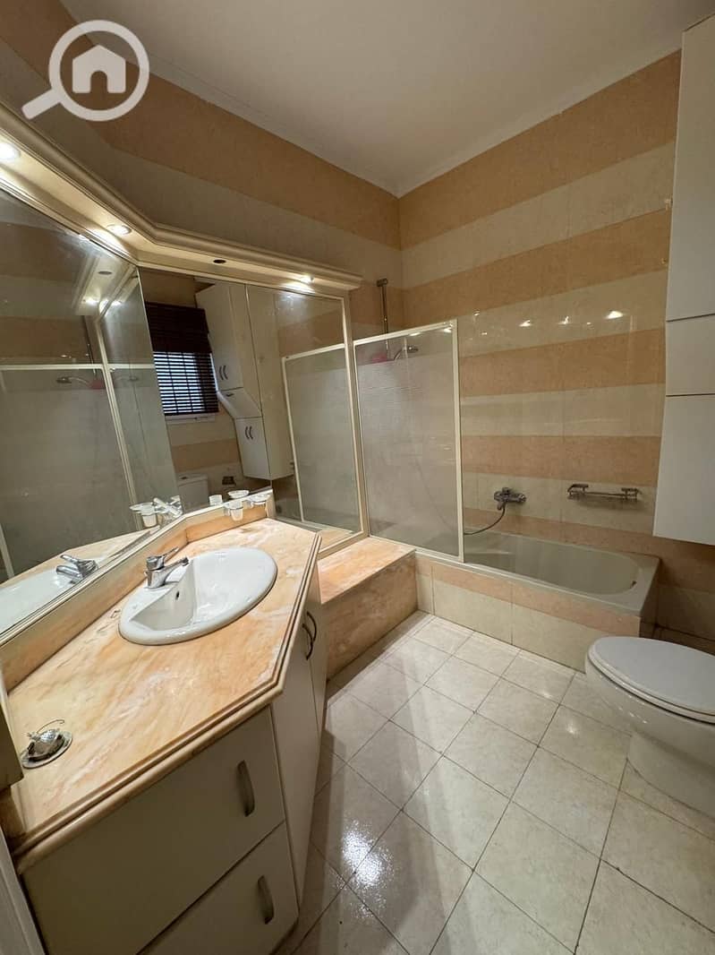 7 WhatsApp Image 2025-10-25 at 13.35. 34_307c8f63. jpg