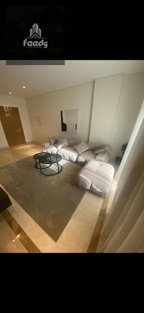 8 dcff24f2-9df0-4d31-9bec-8929a97d9d26. jpg