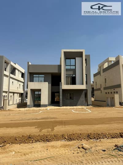 5 Bedroom Villa for Sale in New Cairo, Cairo - WhatsApp Image 2025-10-14 at 5.31. 32 PM. jpeg 5 Bedroom Villa for Sale in New Cairo, Cairo - WhatsApp Image 2025-10-14 at 5.31. 32 PM. jpeg