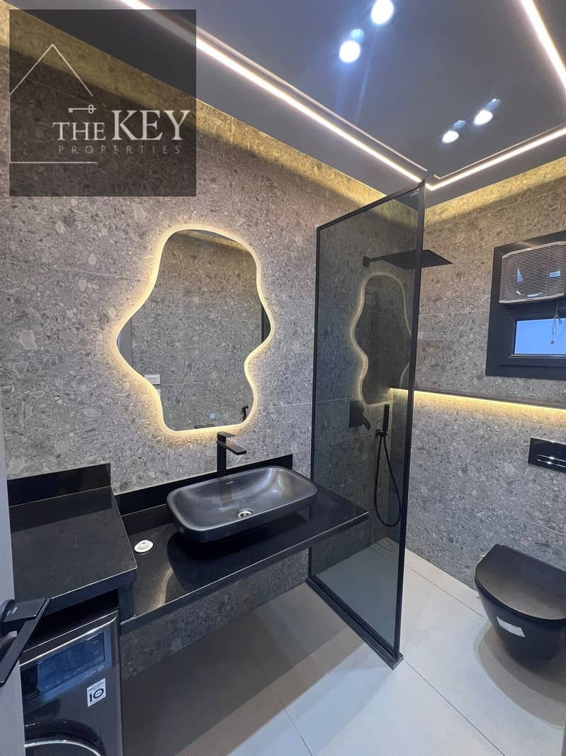 5 WhatsApp Image 2025-10-25 at 6.34. 56 PM (2). jpeg