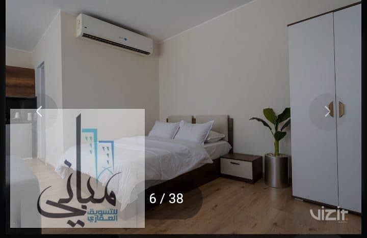 5 7637b717-e4a0-4406-a66c-a39916626d90. jpeg