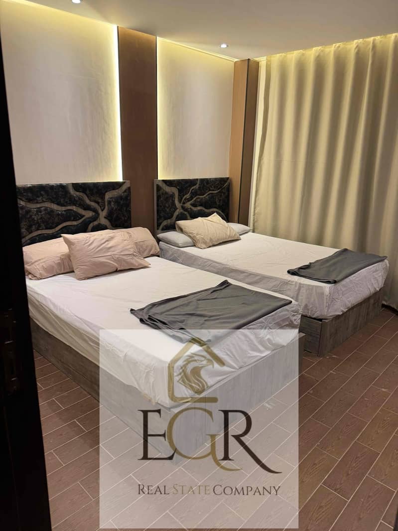 13 cfc163a9-2e82-4544-a98c-11c99229c499. jpg