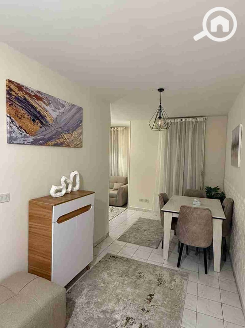 1001656300. jpg 1001656300. jpg