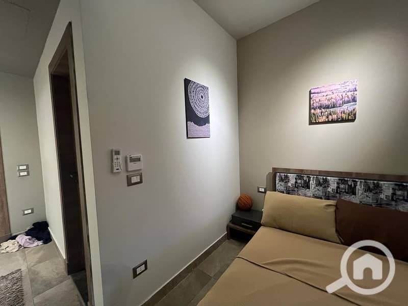 10 WhatsApp Image 2025-10-13 at 23.38. 11_21c6c437. jpg