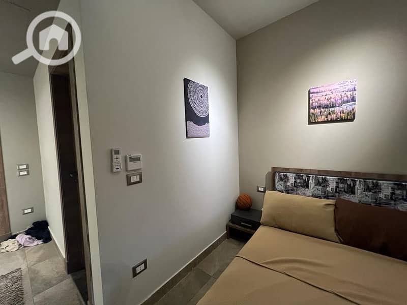 8 WhatsApp Image 2025-10-13 at 23.38. 11_21c6c437. jpg