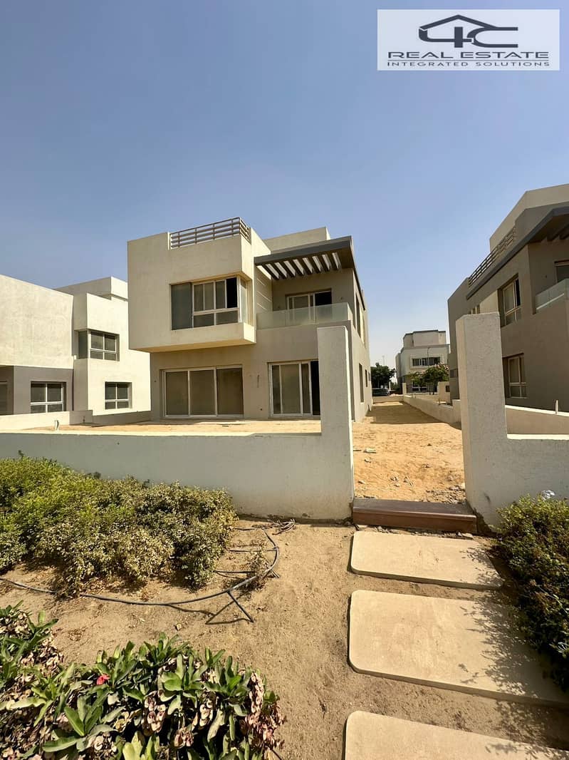 3 WhatsApp Image 2025-10-22 at 03.28. 37. jpeg