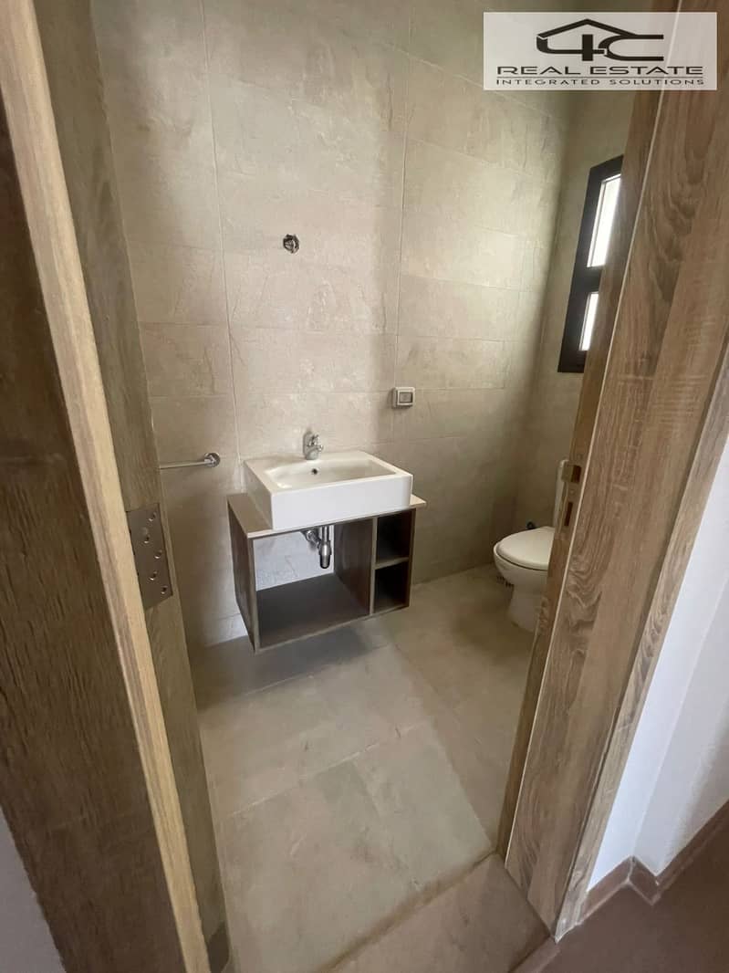 13 WhatsApp Image 2025-10-22 at 17.18. 58 (4). jpeg