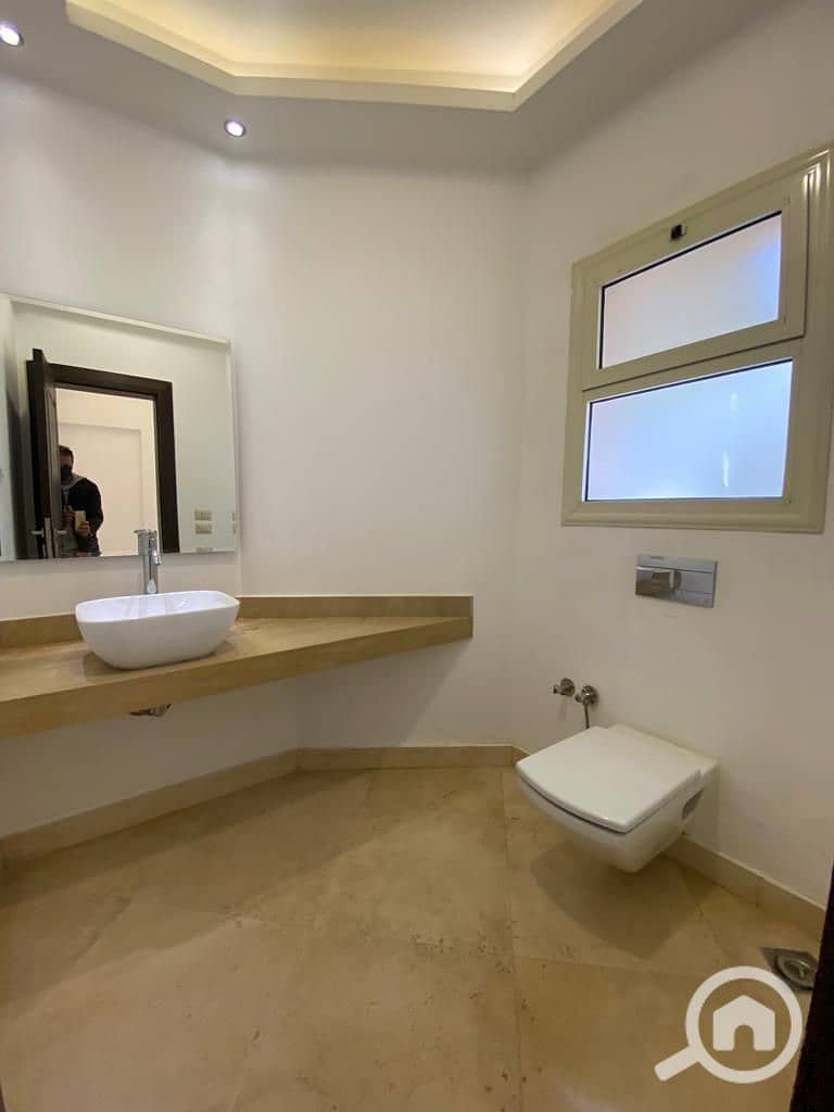 10 WhatsApp Image 2025-10-25 at 7.08. 54 PM (1). jpeg