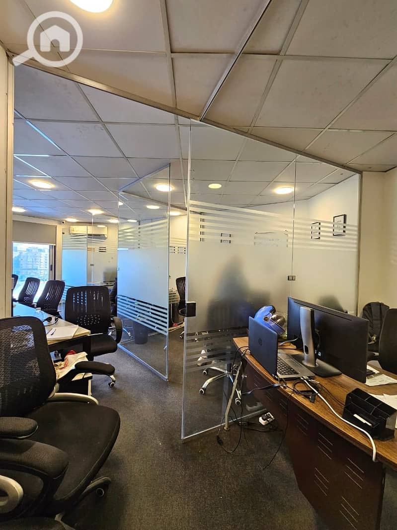 2 9c4e0c08-5a90-408d-b92a-6c34b392a78e. jpeg