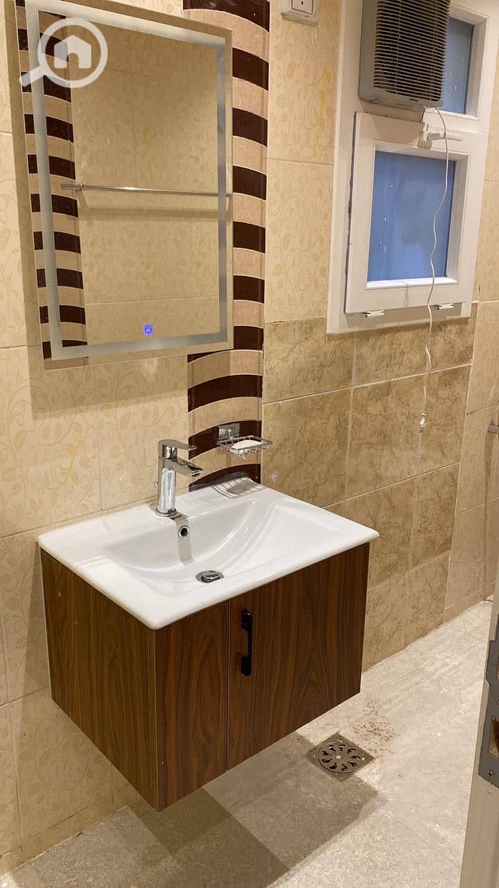 4 f90641c6-fd5d-4f8f-81e1-331512fe5333. jpeg