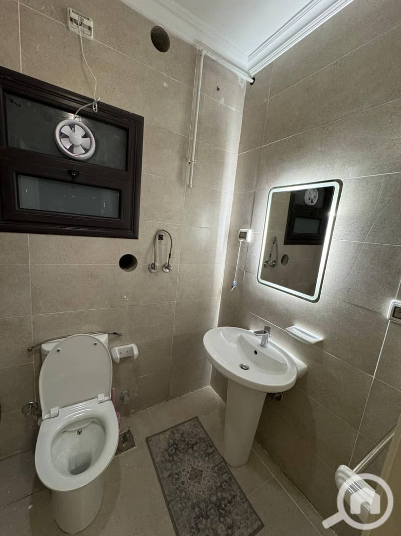 20 WhatsApp Image 2025-10-25 at 5.38. 51 PM (1). jpeg