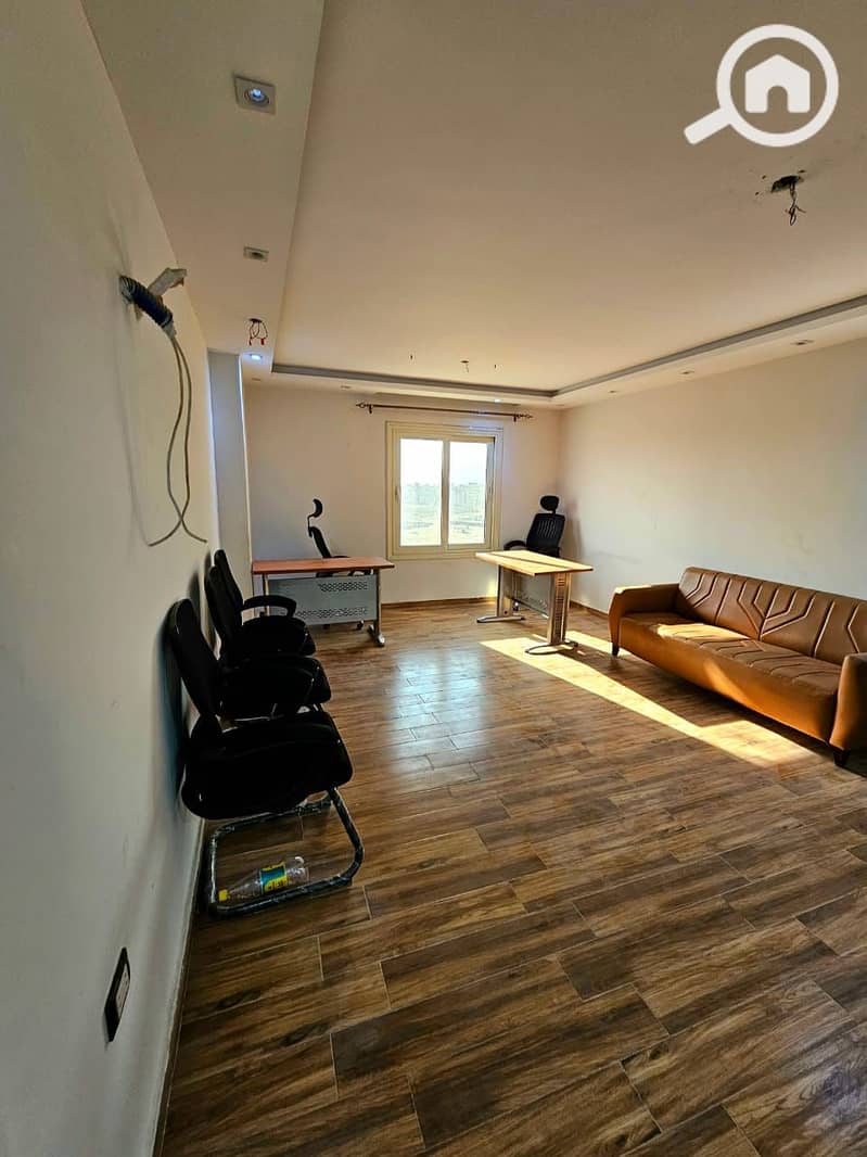 3 5e6482a4-2bcf-47c3-b23e-2f34b3ef2c81. jpeg