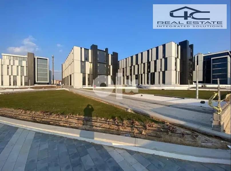 8 WhatsApp Image 2023-12-27 at 1.43. 25 PM (1) - Copy. jpeg