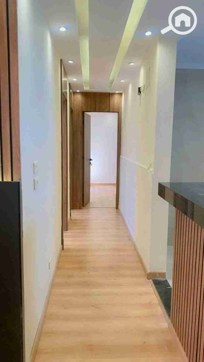 1000098022. jpg 1000098022. jpg