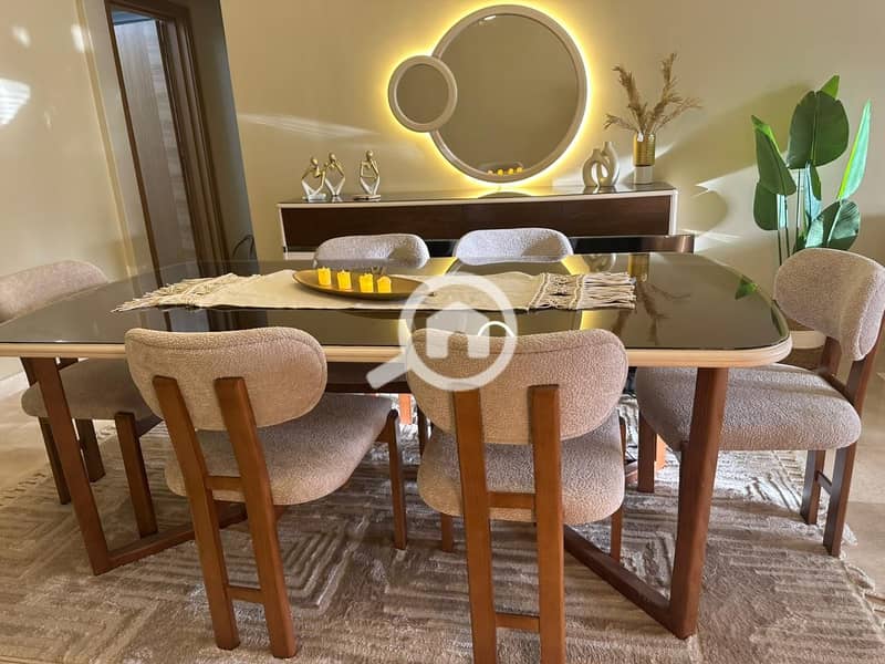 3 758072b2-5203-4295-9ab9-1b50252cd7a2. jpg