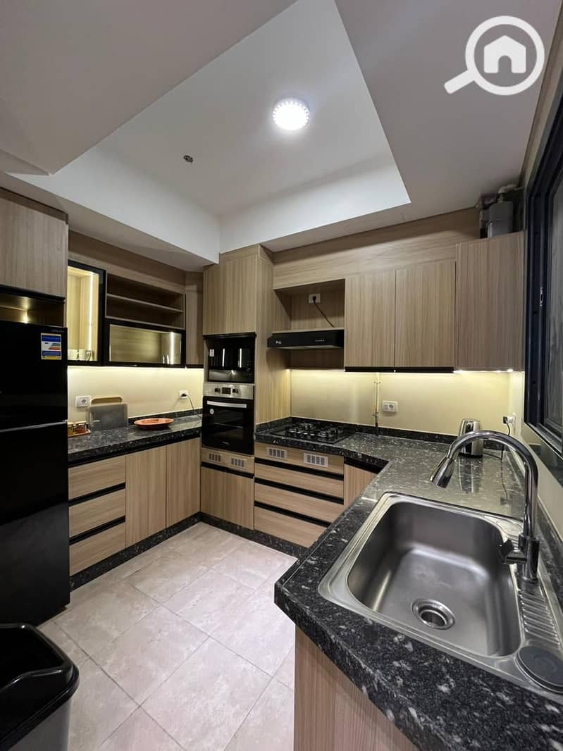 5 4e603a64-9515-4f54-a67f-06739b07ff7c. jpg