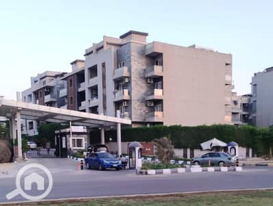 3 Bedroom Flat for Sale in Sheikh Zayed, Giza - IMG_9019. jpeg