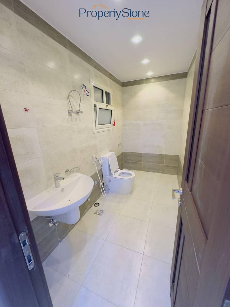 9 WhatsApp Image 2025-10-23 at 5.09. 02 PM (3). jpeg