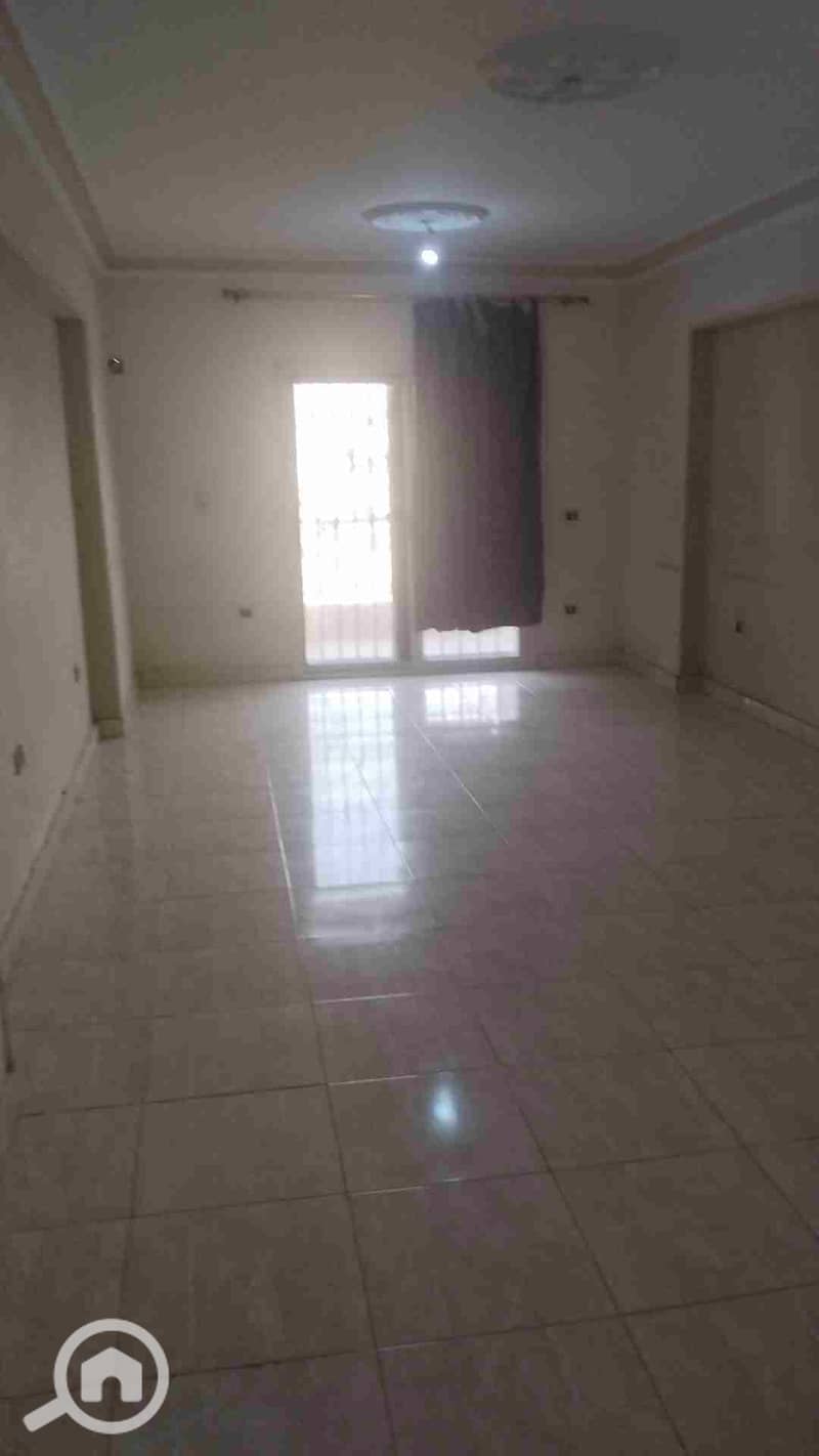 1000341203. jpg 1000341203. jpg