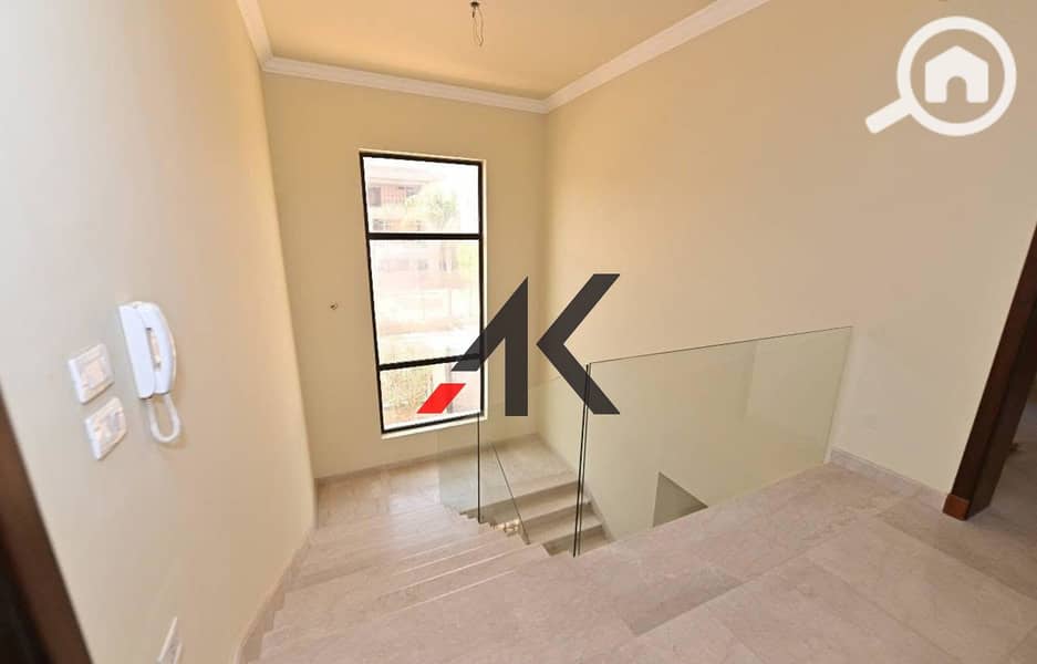 7 WhatsApp Image 2025-10-24 at 11.19. 45 PM (2). jpeg