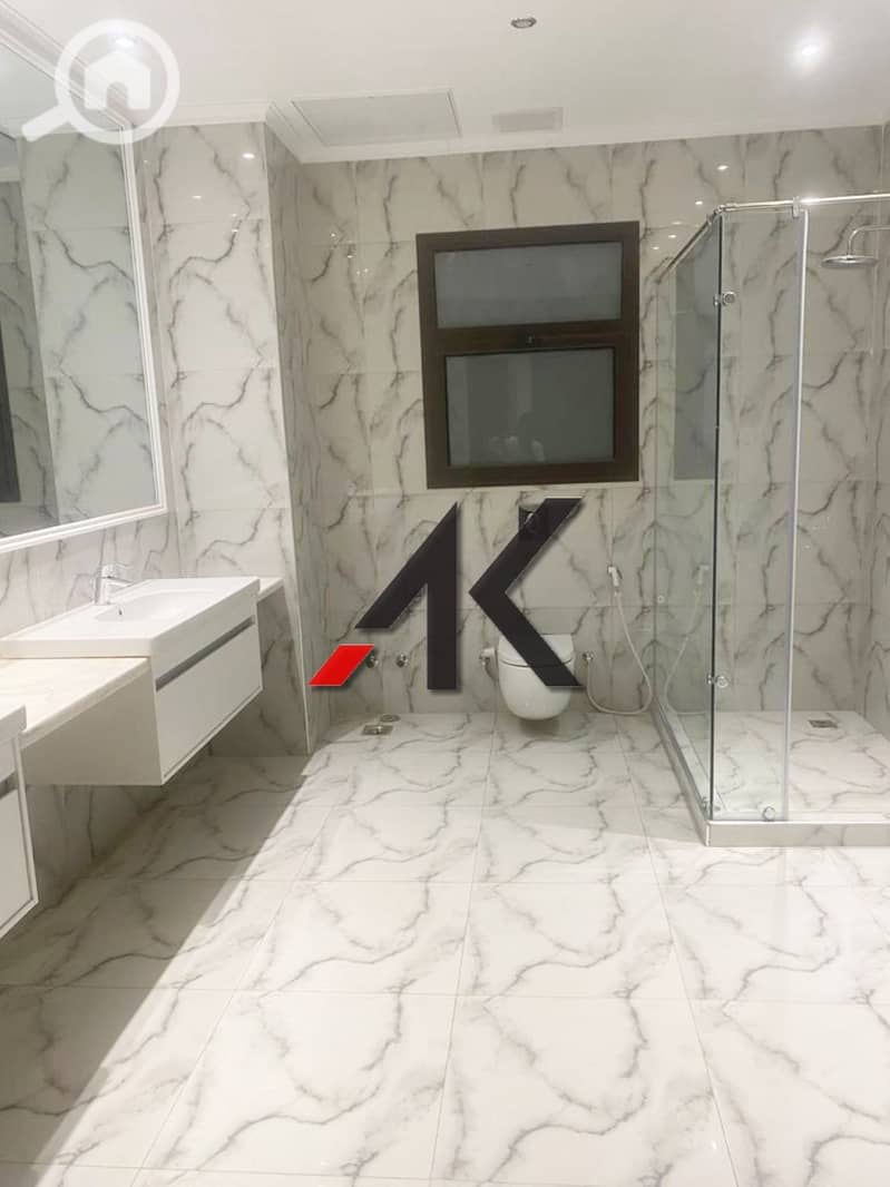 8 WhatsApp Image 2023-12-13 at 1.09. 15 PM (1). jpg