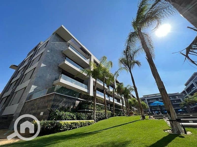 9 97ef7b31-a171-4c84-9415-d4e2c2512af2. jpg