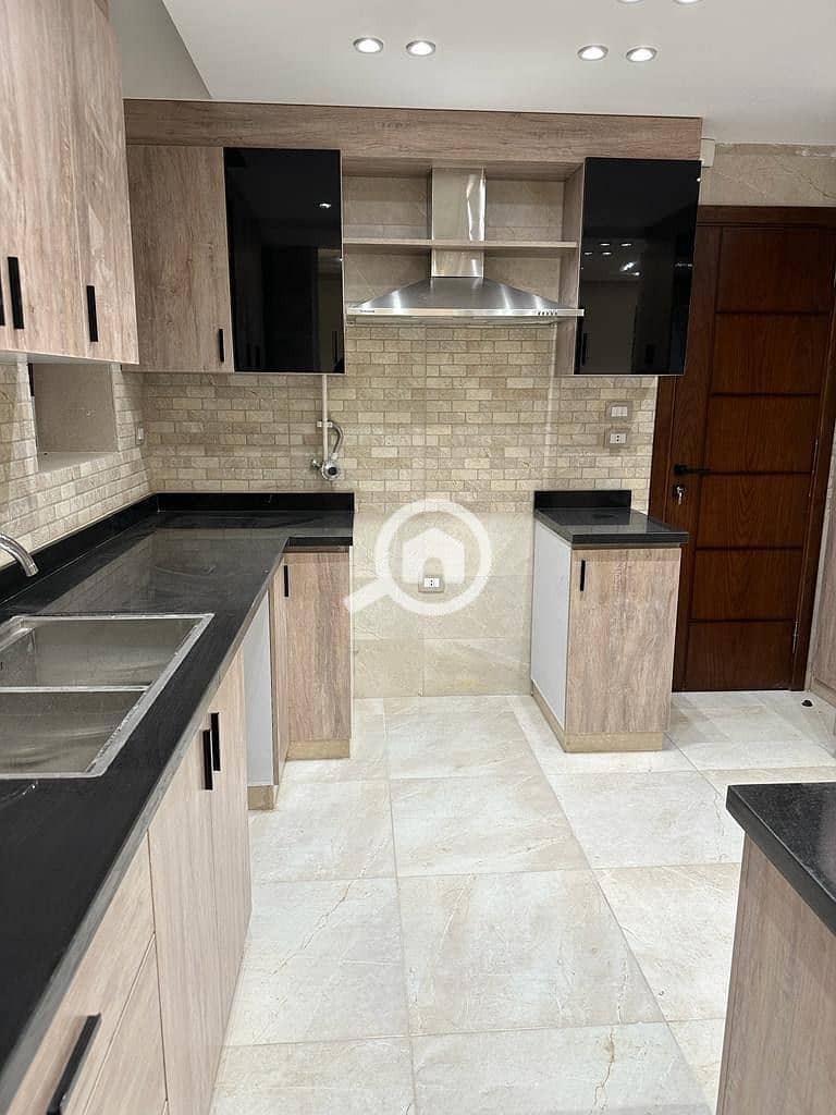 6 photo_2025-10-26_00-21-31. jpg