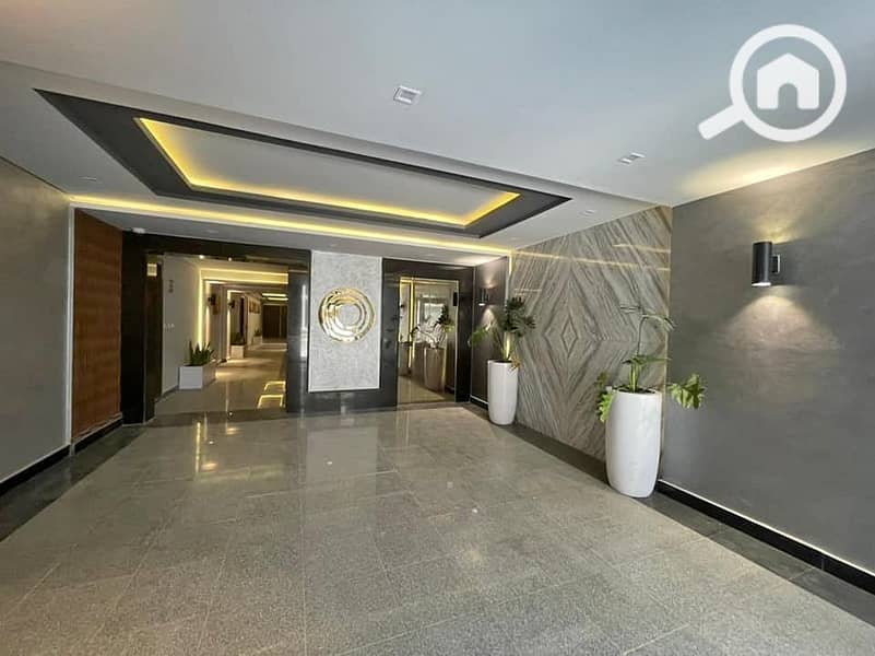 2 WhatsApp Image 2025-05-27 at 14.25. 32 (1). jpeg