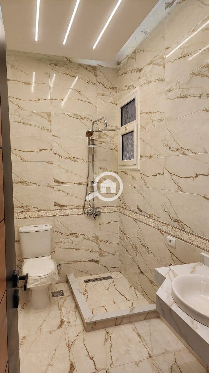 8 photo_6_2025-10-26_01-26-40. jpg