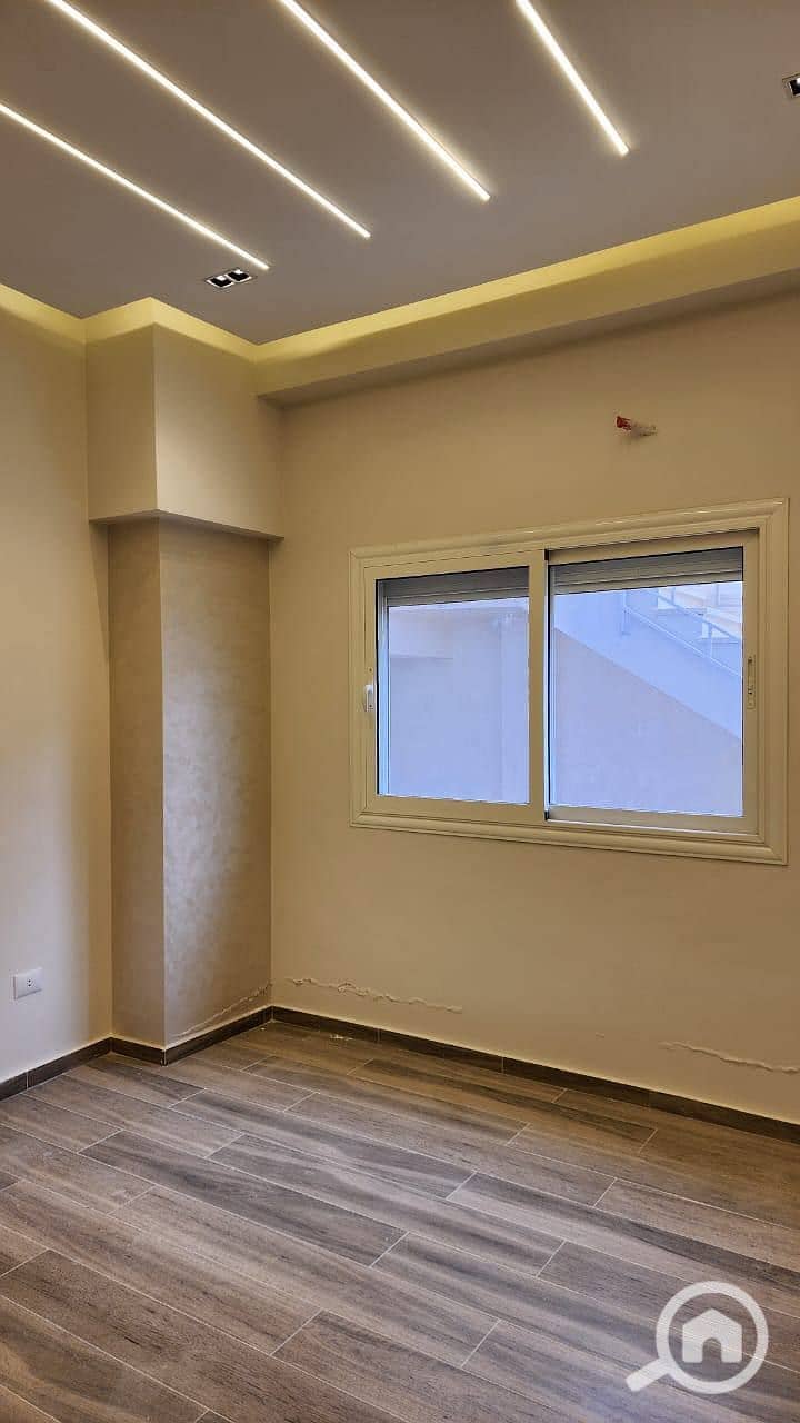 12 photo_9_2025-10-26_01-26-40. jpg