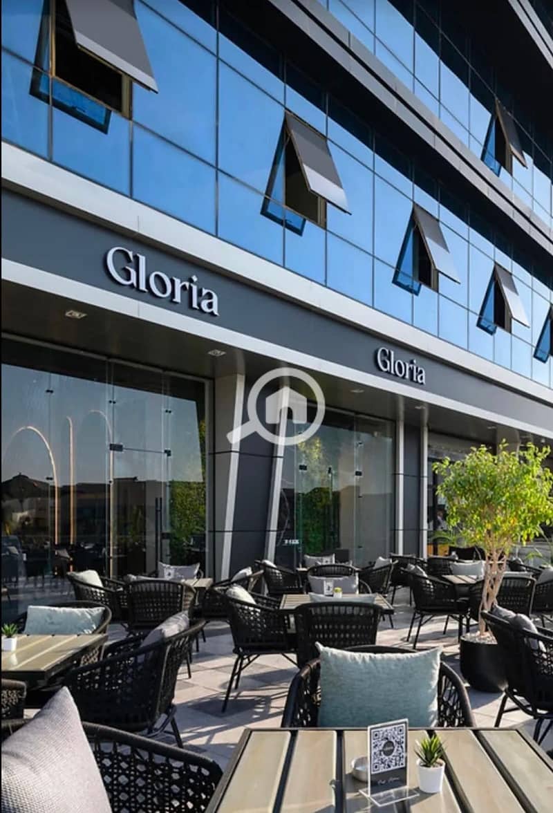 2 d1249524-eb3d-487b-818d-7a1c6424e417. jpg