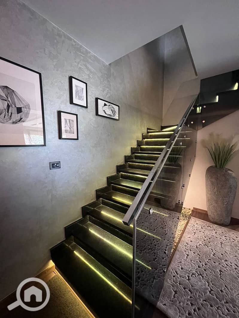 2 photo_1_2025-10-26_01-41-05. jpg